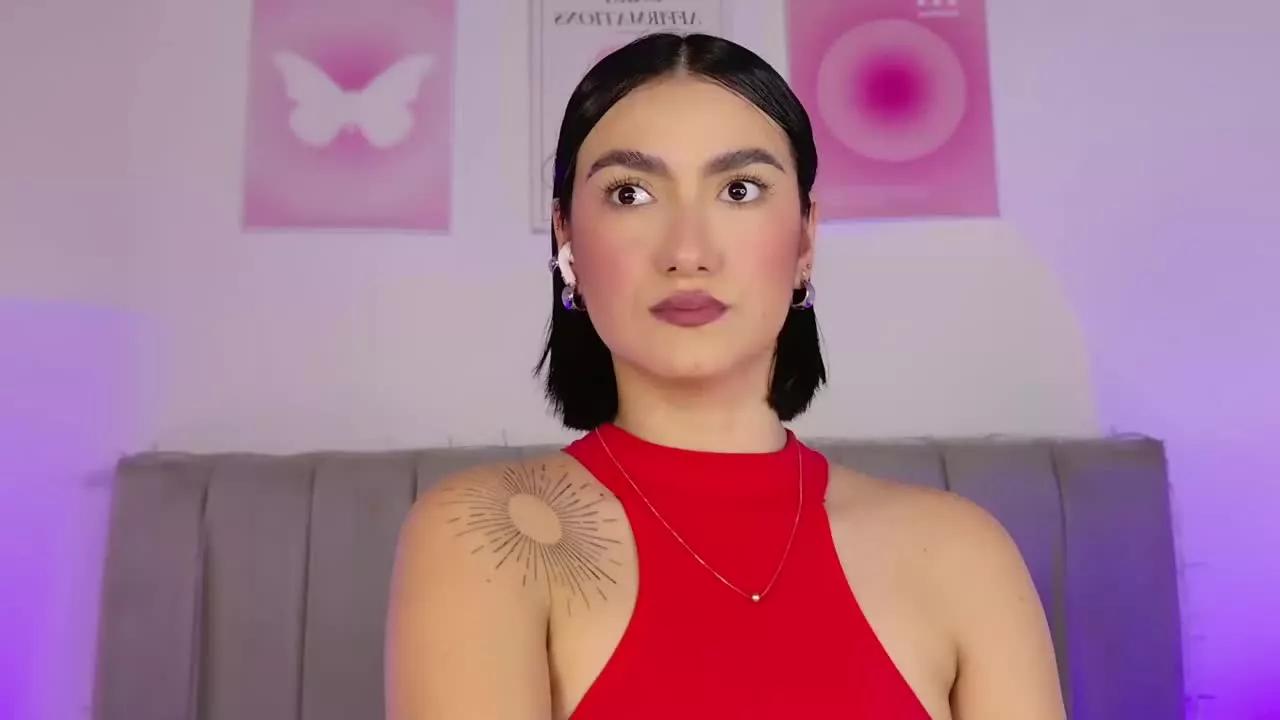 ManuelaHall on Streamray 